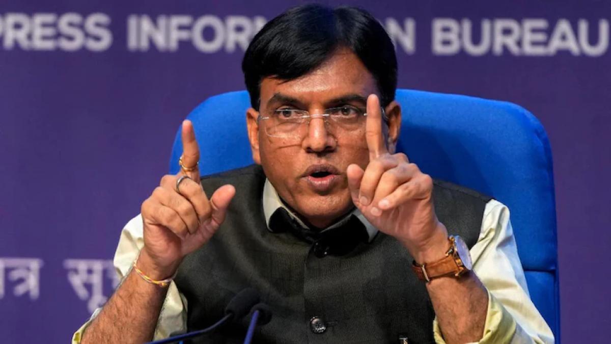 Министр здравоохранения Мандавия провел двусторонние встречи с представителями разных стран на Всемирной ассамблее здравоохранения